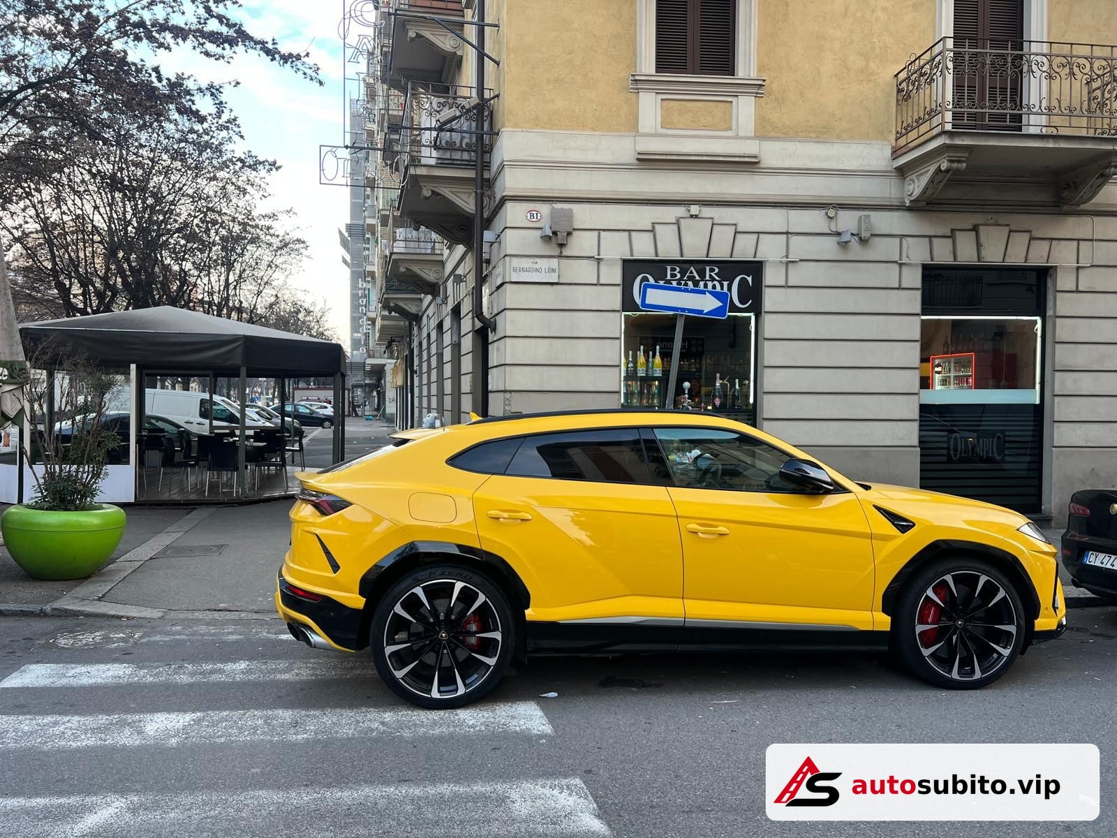 Lamborghini Urus, fotografia 1 di 8