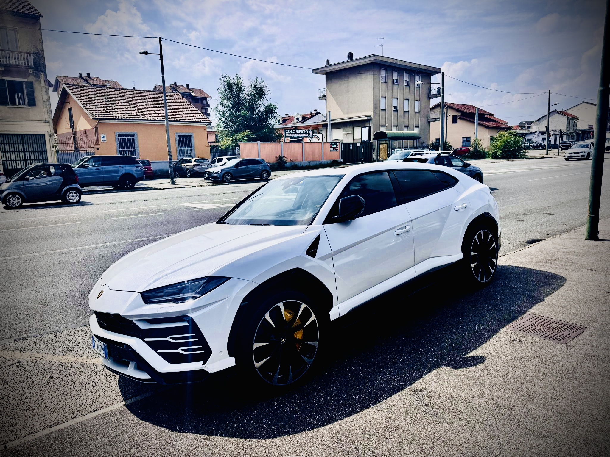 Lamborghini Urus, fotografia 3 di 4