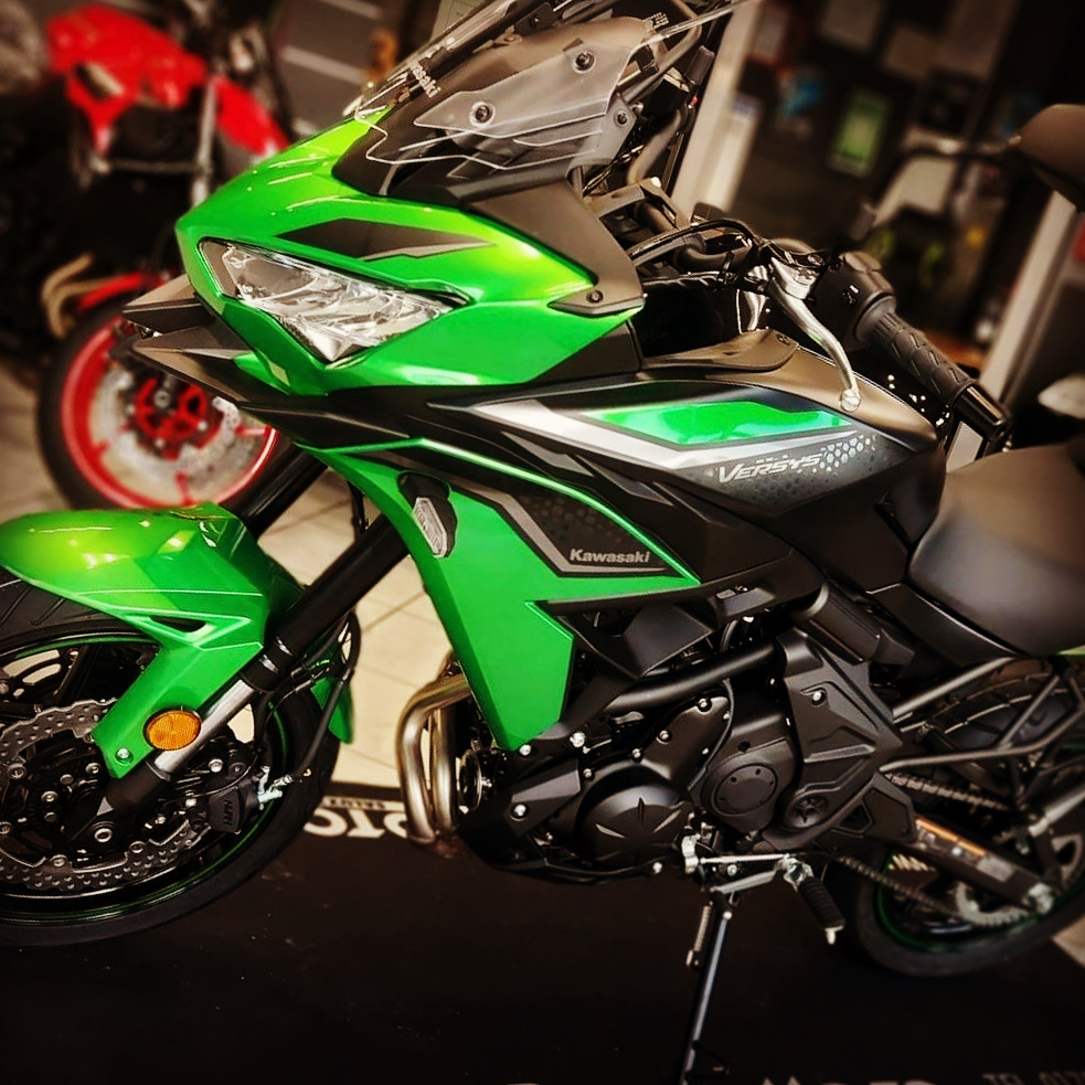 Kavasaki 650k, fotografia 1 di 2