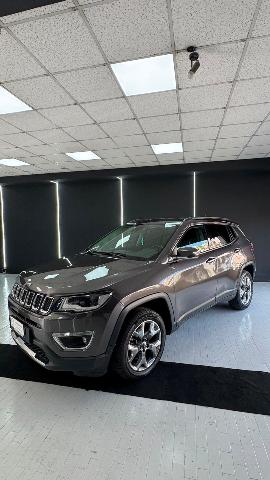 Jeep Compass, fotografia 1 di 7